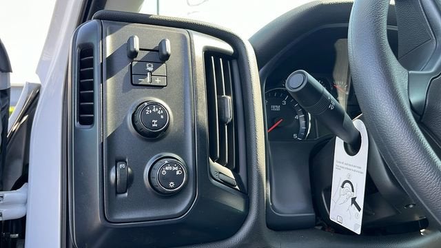 2024 Chevrolet Silverado 5500 HD Work Truck