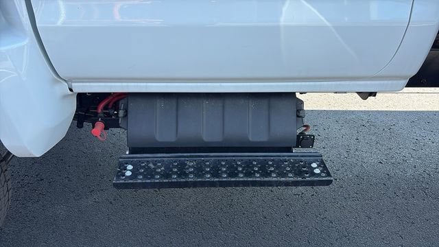 2024 Chevrolet Silverado 5500 HD Work Truck