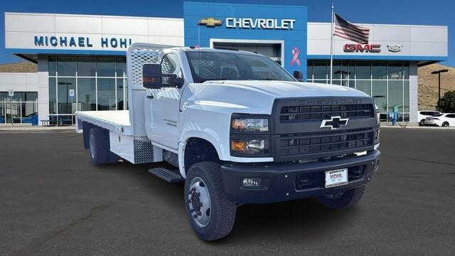 2025 Chevrolet Silverado 6500 HD Work Truck