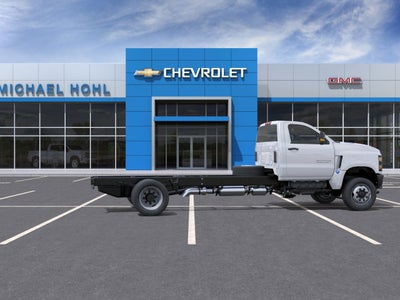 2025 Chevrolet Silverado 6500 HD Work Truck