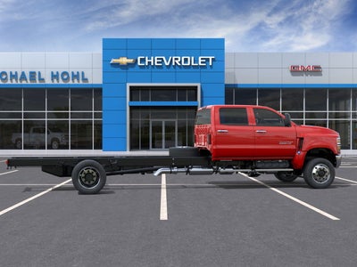 2025 Chevrolet Silverado 6500 HD LT