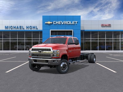 2025 Chevrolet Silverado 6500 HD LT