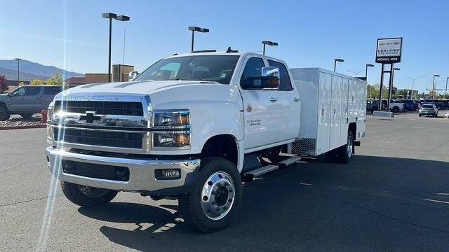 2023 Chevrolet Silverado 6500 HD Work Truck