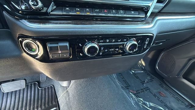 2025 GMC Sierra 1500 SLE