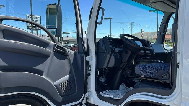 2024 Chevrolet Low Cab Forward 4500 MEDIUM ASH GRAY