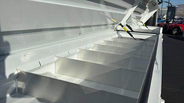 2025 Chevrolet Low Cab Forward 4500 MEDIUM ASH GREY