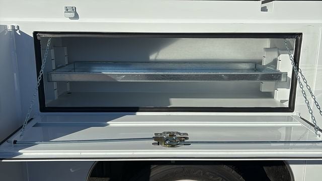 2025 Chevrolet Low Cab Forward 4500 MEDIUM ASH GREY