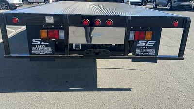 2025 Chevrolet Low Cab Forward 5500 XG MEDIUM ASH GRAY