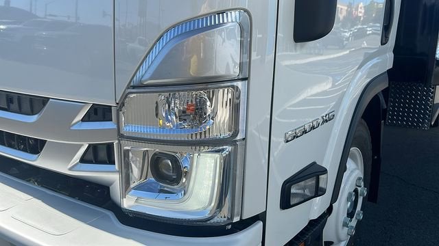 2025 Chevrolet Low Cab Forward 5500 XG MEDIUM ASH GRAY