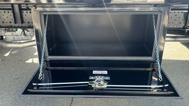 2025 Chevrolet Low Cab Forward 5500 XG MEDIUM ASH GRAY