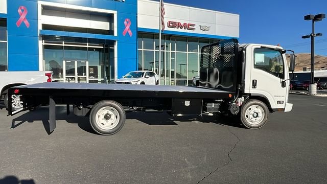 2025 Chevrolet Low Cab Forward 5500 XG MEDIUM ASH GRAY