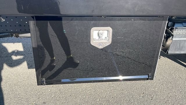 2025 Chevrolet Low Cab Forward 5500 XG MEDIUM ASH GRAY