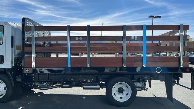 2025 Chevrolet Low Cab Forward 5500 XG MEDIUM ASH GRAY