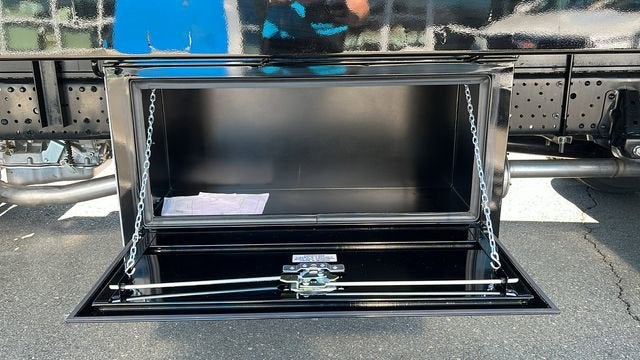 2025 Chevrolet Low Cab Forward 5500 XG MEDIUM ASH GRAY