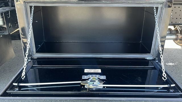 2025 Chevrolet Low Cab Forward 5500 XG MEDIUM ASH GRAY