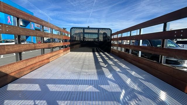 2025 Chevrolet Low Cab Forward 5500 XG MEDIUM ASH GRAY